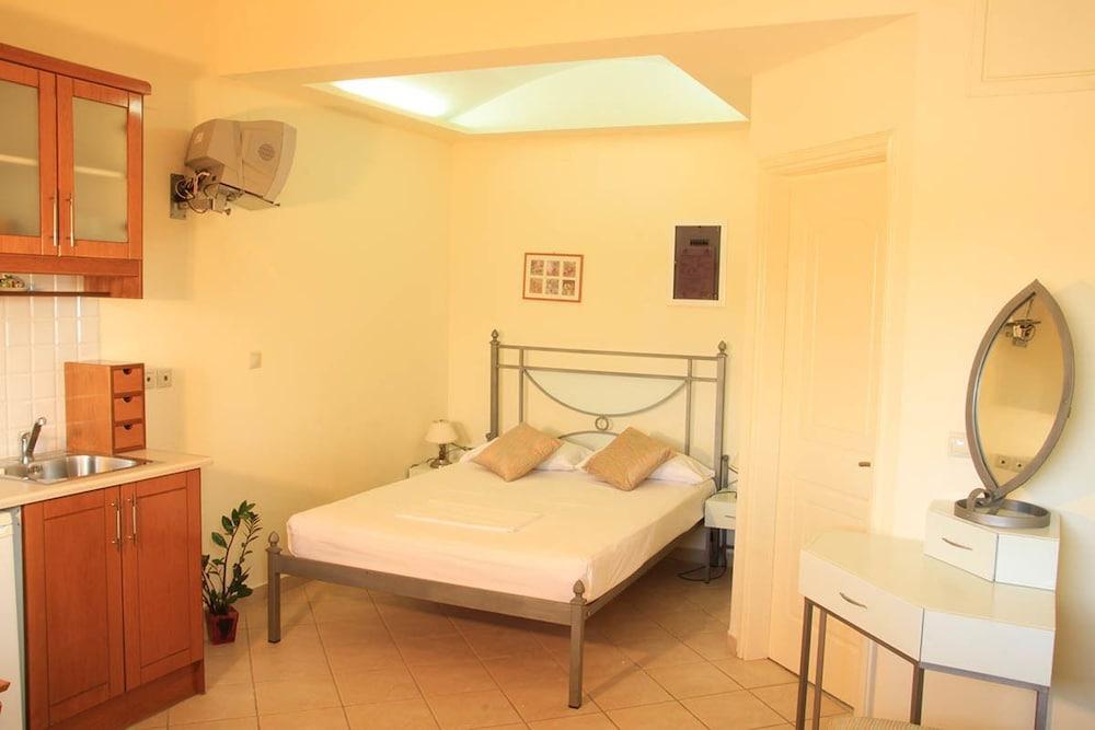 Aigiali Rooms Лимнос Экстерьер фото
